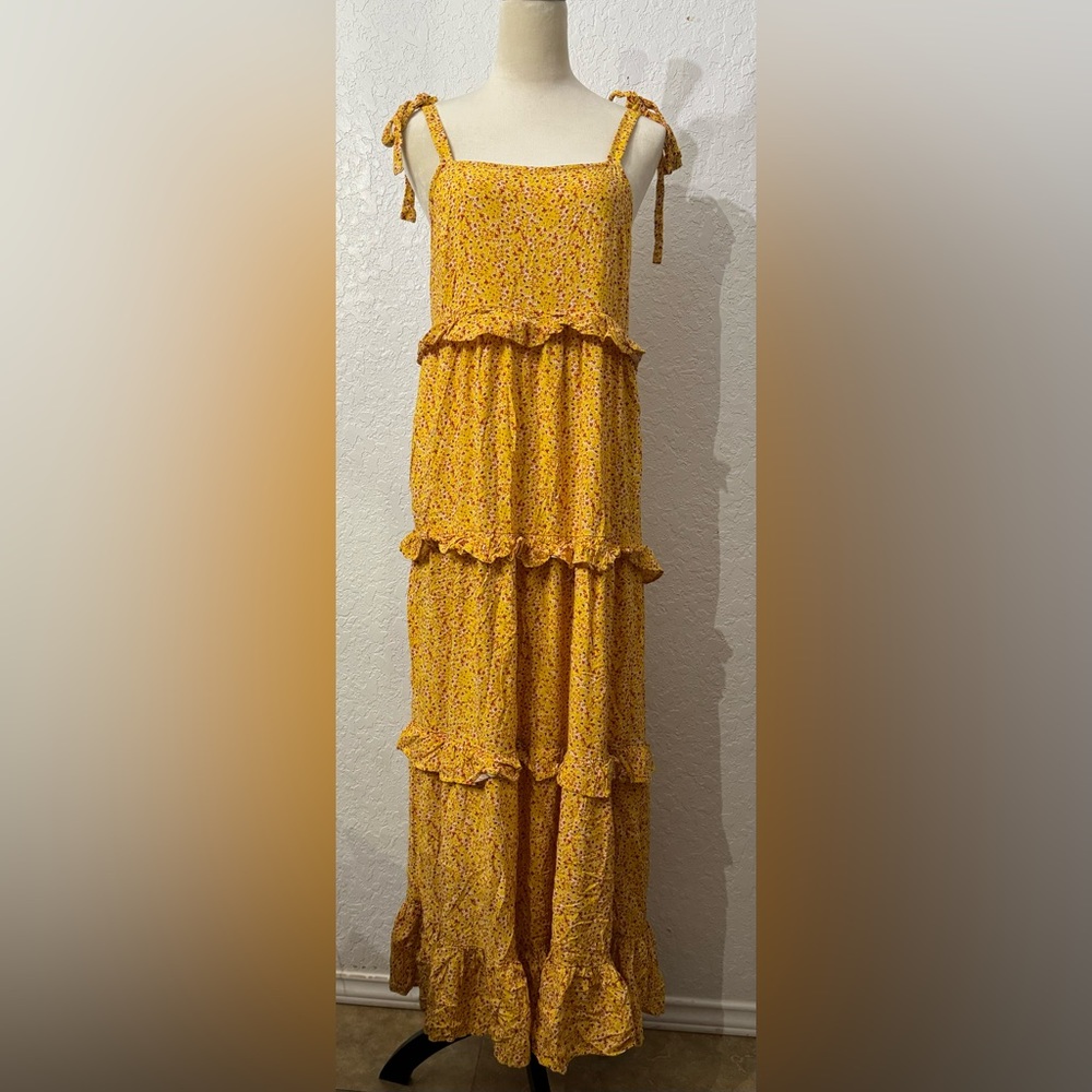 Ivy Street Boutique Yellow Floral print woman Summer dress Sleeveless ruffles PL